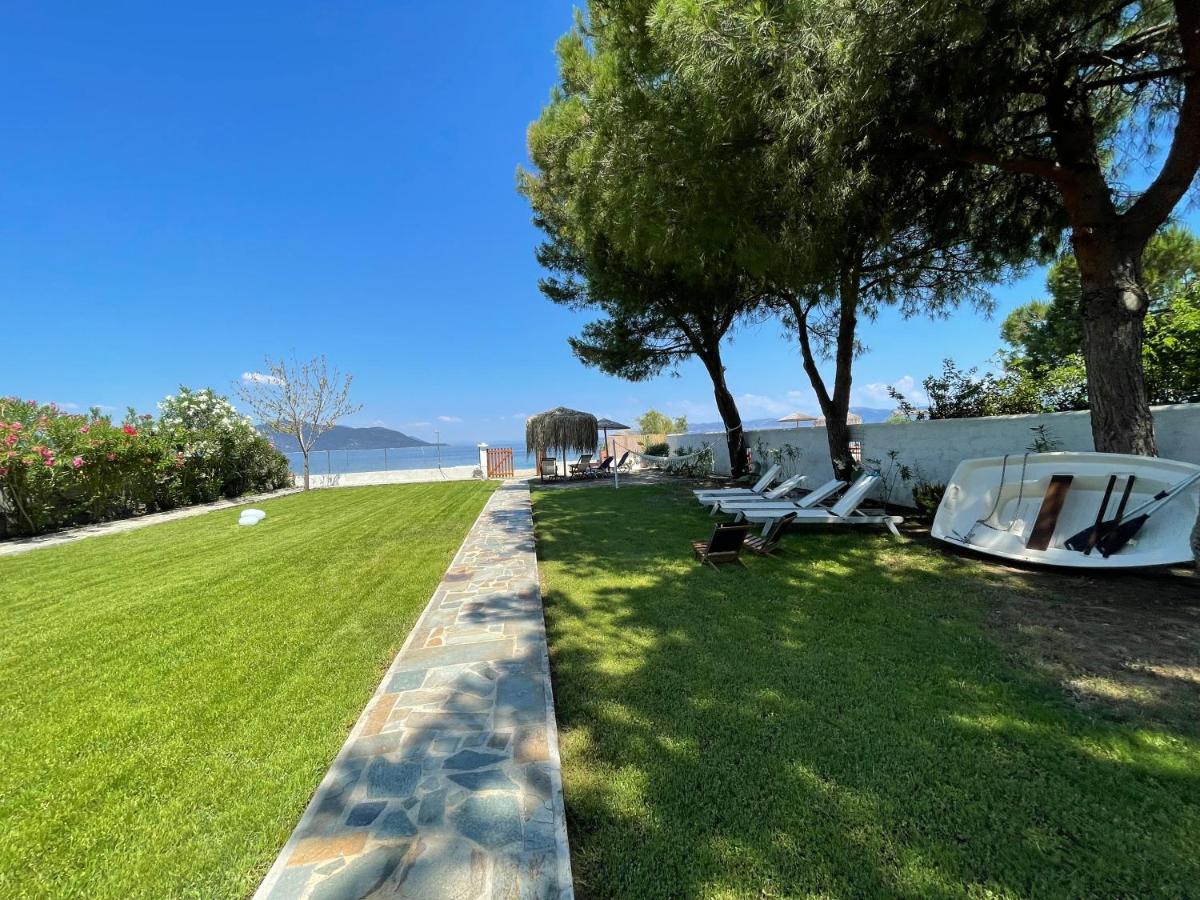 Pampas Seafront Villa, 6 Bedrooms, North Evvoia Kanatádhika Dış mekan fotoğraf